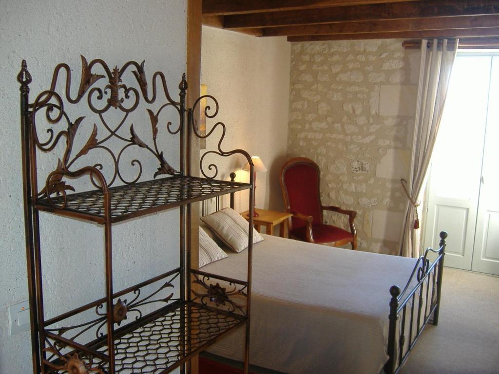 Logis Auberge De Crissay Szoba fotó