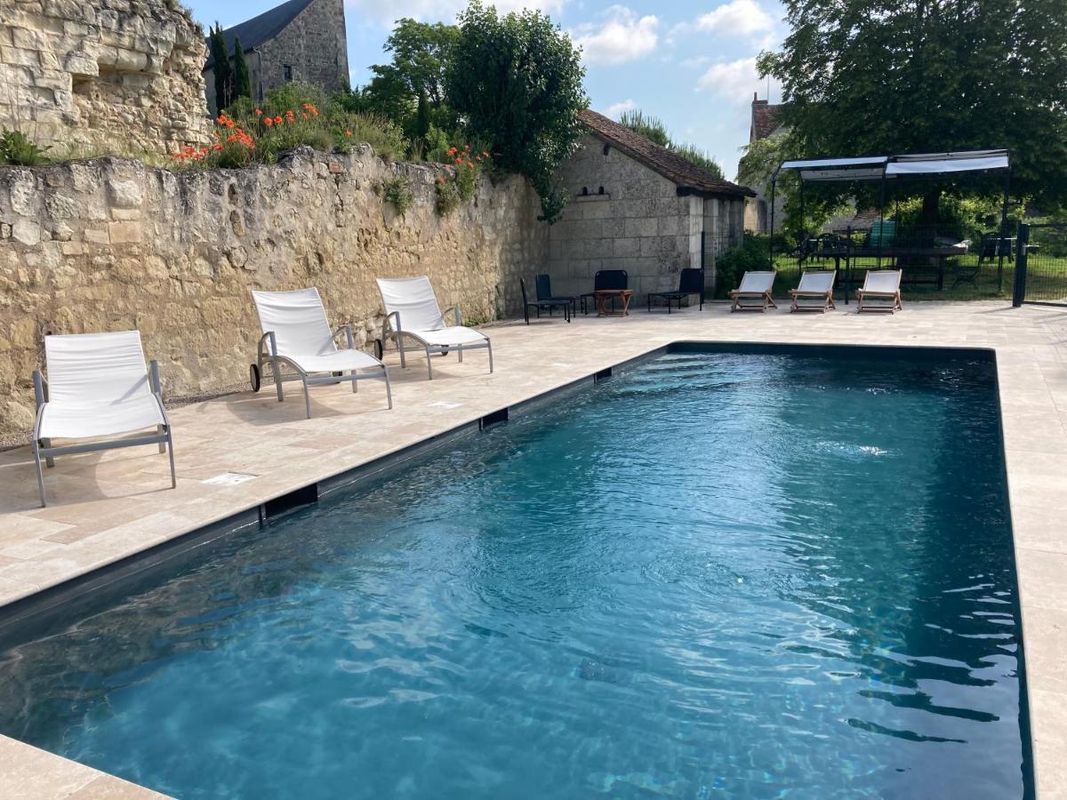 Logis Auberge De Crissay Kültér fotó